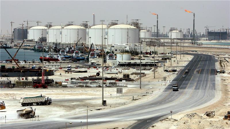 Die Gasanlage im Industriegebiet von Ras Laffan in Katar ist nach Angriffen stark beschädigt.