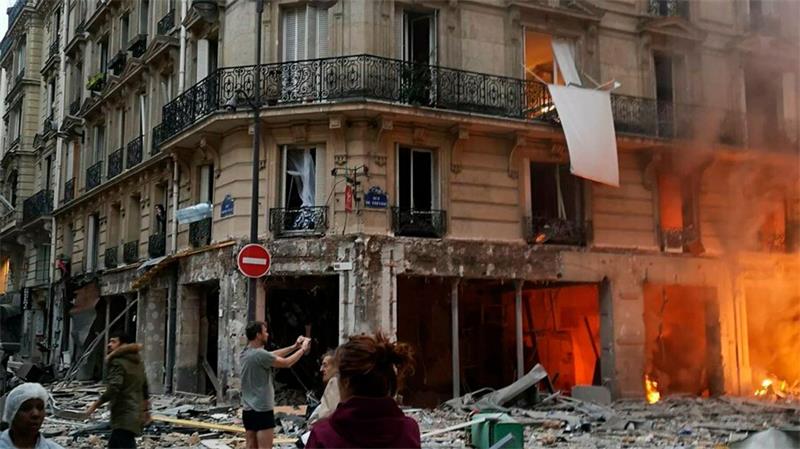 Schwere Explosion in Paris: Stadt und Baufirma vor Gericht Die Gasexplosion richtete verheerende Schäden an. (Archivbild)