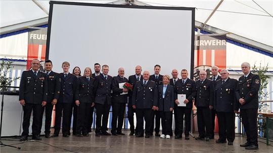 Die Geehrten der Feuerwehr Lengde.
