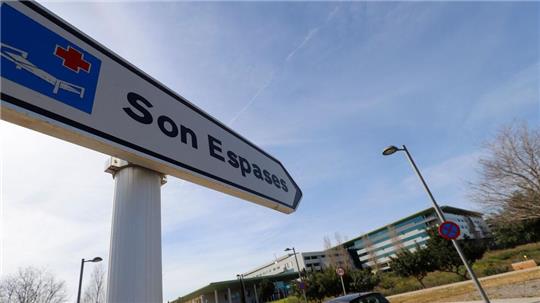 Die Geretteten wurden in das Krankenhaus Son Espases in Palma gebracht.