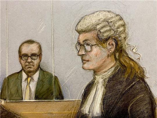 Die Gerichtsskizze zeigt Kevin Spacey und Staatsanwältin Christine Agnew im Gerichtssaal in London.