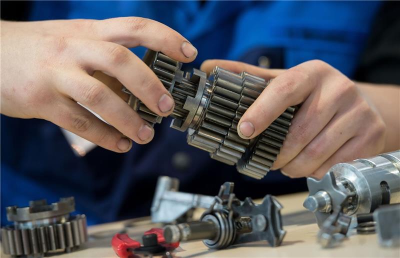 Schwierige Lage für viele Handwerksbetriebe Die Geschäftserwartungen für das laufende Quartal lassen keine Konjunkturerholung im Gesamthandwerk erwarten.