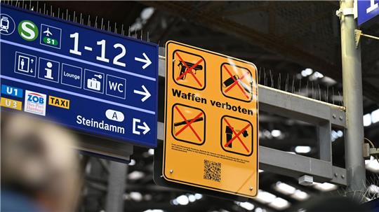 Die Gewerkschaft der Polizei strebt eine bundesweit einheitliche Regelung an. (Archivbild)