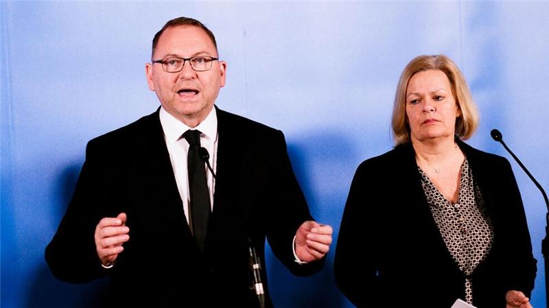 Neue Warnstreiks im öffentlichen Dienst „überall im Land“ Die Gewerkschaften Verdi und dbb verhandeln für die Beschäftigten mit Bund und Kommunen. (Archivbild)
