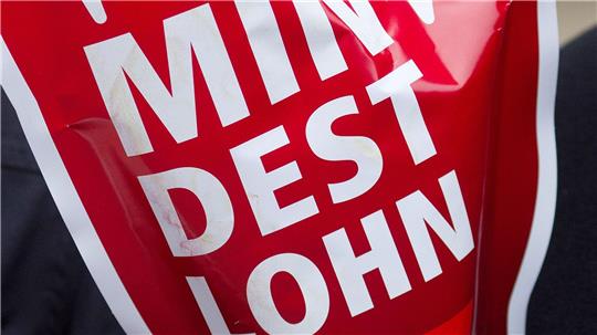 Die Gewerkschaften trommeln für einen deutlich höheren Mindestlohn.