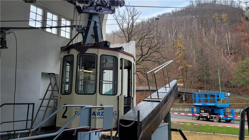 Die Gondeln der Burgbergseilbahn stehen aktuell still. Eine von zwei jährlichen Wartungswochen steht an. 