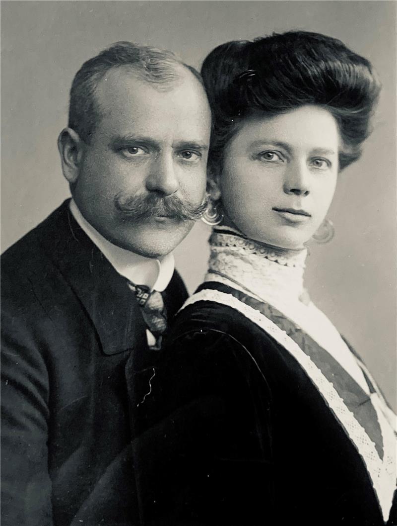 Die Goslarer Kinobesitzerin Elisabeth Wildmann (1878 bis 1963), geb. Fuchs, mit ihrem ersten Ehemann Alois, der aus Budapest stammte. Elisabeth Wildmann, ehemalige Artistin, kam 1910 von Gelsenkirchen nach Goslar.Foto: Privat/Wildmann