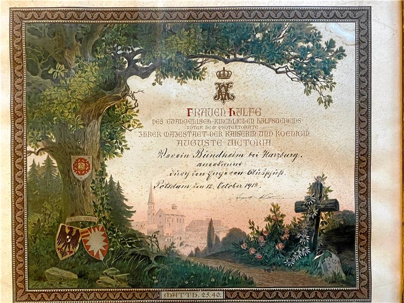 Die Gründungsurkunde aus dem Jahr 1912 hat die Jahrzehnte auf dem Dachboden des Hotels Deutsches Haus gut überstanden.Repros: Schlegel