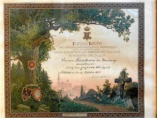 Die Gründungsurkunde aus dem Jahr 1912 hat die Jahrzehnte auf dem Dachboden des Hotels Deutsches Haus gut überstanden.Repros: Schlegel