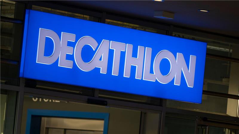 Die Handelskette Decathlon zieht in Galeria-Filialen ein. (Archivbild)
