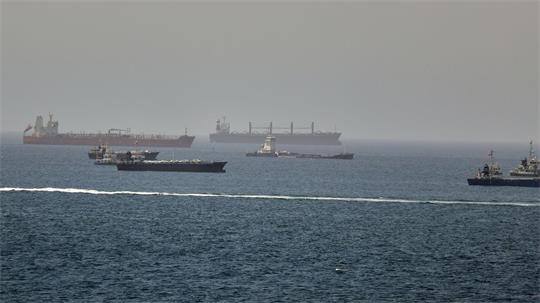 Die Handelsschifffahrt leidet unter den Angriffen in der Straße von Hormus. (Archivbild/ Illustration)