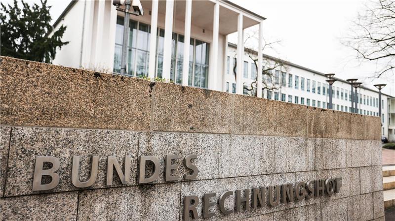 Zu kopflastig: Prüfer fordern „mehr Truppe“ bei Bundeswehr Die Haushaltsprüfer fordern „mehr Truppe“ für den militärischen Kernauftrag. (Archivbild)