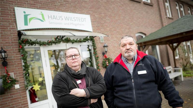 Drohende Abschiebung von Pflegern - Lauterbach will helfen Die Heimbetreiber Andrea Wohlmacher und Tino Wohlmacher kämpfen gegen die drohende Abschiebung von Beschäftigten ihrer Pflegeeinrichtung Haus Wilstedt. (Archivbild)