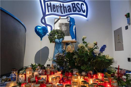Die Hertha befindet sich nach dem unerwarteten Tod von Präsident Kay Bernstein in einer Schockstarre.