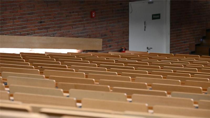Die Hochschulen versuchen Einschränkungen in der Lehre durch freie Professuren zu vermeiden. (Symbolbild)