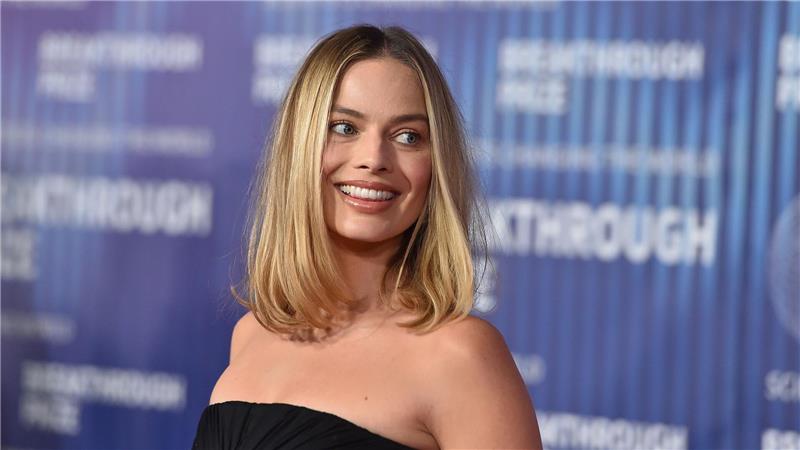 Robbie und Elordi spielen Liebespaar in neuem Trailer Die Hollywoodstars Margot Robbie (35) und Jacob Elordi (28) sind im Trailer zu einem neuen Film von „Saltburn“-Regisseurin Emerald Fennell als Liebespaar zu sehen. (Archivbild)