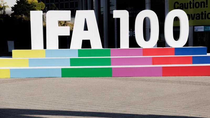 Die IFA wird 100 Jahre alt - zum Jubiläum erwarten die Veranstalter rund 1.800 Aussteller sowie mehr als 182.000 Besucherinnen und Besucher.
