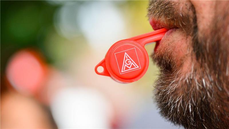 Die IG Metall hat Proteste gegen die Pläne für Stellenabbau bei IAV angekündigt. (Symbolbild) 