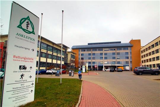 Die Impfquote bei Asklepios ist hoch. Datenschutz, Kontrolle und Überlastung der Gesundheitsämter stellen die Impfpflicht in Kliniken und Pflegeinrichtungen ab 16. März aber immer stärker in Frage.  Archivfoto: Epping