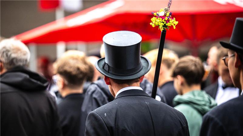 Mädchen wollen in Wildeshausen auch Schützenkönigin werden Die Initiative möchte die Tradition des Kinderschützenfestes modernisieren.