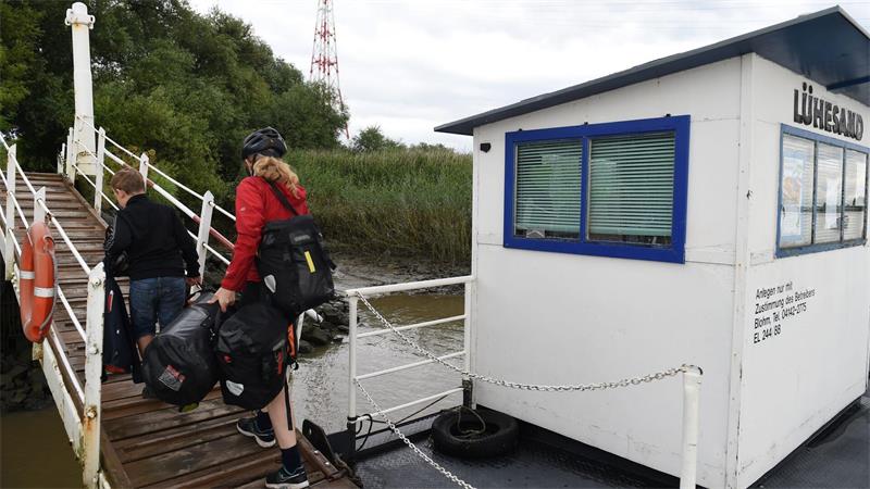 Verborgene Welten – Unbekannte Inseln in Norddeutschland Die Insel Lühesand in der Unterelbe ist per Fährboot und Fahrrad erreichbar. (Archivbild)