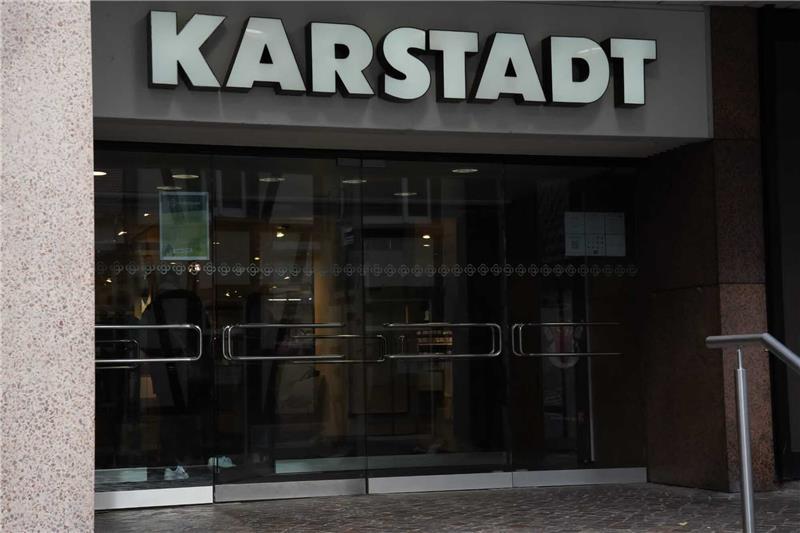 Karstadt-Angestellte sollen nur Mini-Abfindung bekommen Die Insolvenz von Galeria Karstadt Kaufhof ist eine Zitterpartie für die Beschäftigten. Foto: Bode