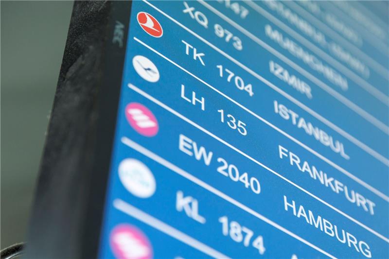 Hacker-Verdacht: Webseiten deutscher Flughäfen gestört Die Internetauftritte verschiedener deutscher Flughäfen sind gestört.