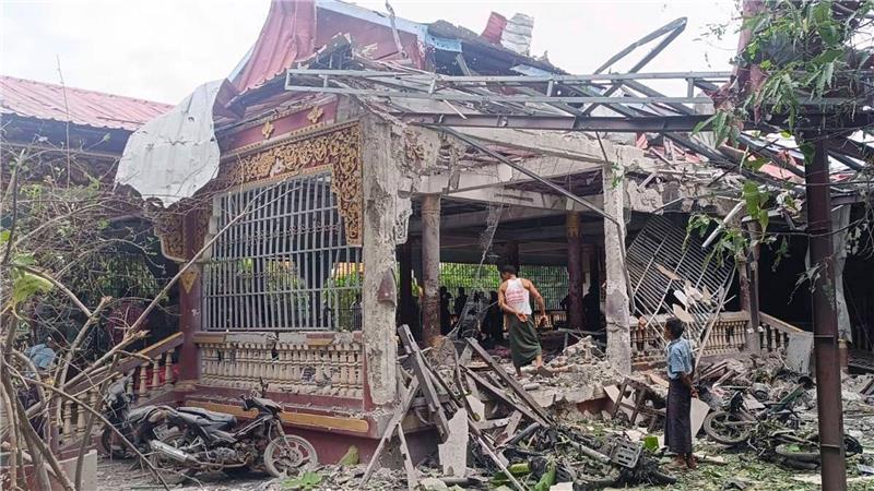 Die Junta fliegt regelmäßig schwere Luftangriffe auf die eigene Bevölkerung. (Archivbild)