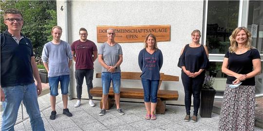 Die Kandidaten der Wählergemeinschaft (v.li.): Christian Meyer, Maximilian Fricke, Kevin Achilles, Frank Arnold, Yvonne Notzon, Carina Dieske, Iris Warnecke.  Foto: Leifeld