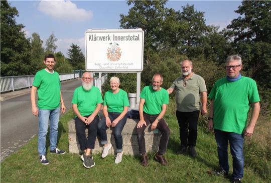 Die Kandidaten für Lutter und Langelsheim (v.l.) im Jahr 2021: Andreas Kuckelkorn (Lutter), Thomas und Monika Morawiec (Langelsheim), Joachim Kraume-Flügel (Lutter) und der Kreistagskandidat Friedhart Knolle und Hans-Joachim Sterner. Foto: Neddermeier
