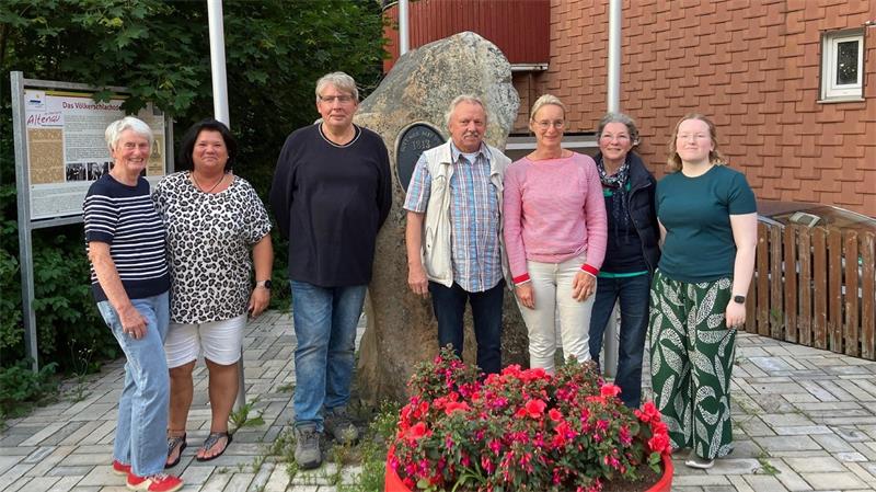 Die Kandidatinnen und Kandidaten der Freien Oberharzer Wählergemeinschaft (es fehlt Dr. Clara Hoppenau).