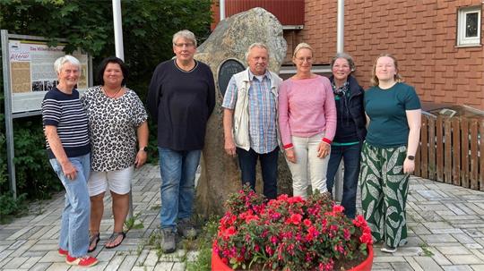 Die Kandidatinnen und Kandidaten der Freien Oberharzer Wählergemeinschaft (es fehlt Dr. Clara Hoppenau): Die neu gegründete Gruppierung geht als Sieger der Ortsratswahl in Altenau-Schulenberg hervor. 