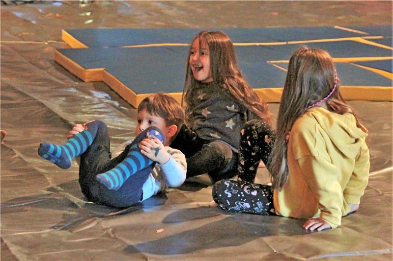 Die Kinder sind mit großem Spaß bei der Sache dabei. Foto: Leifeld