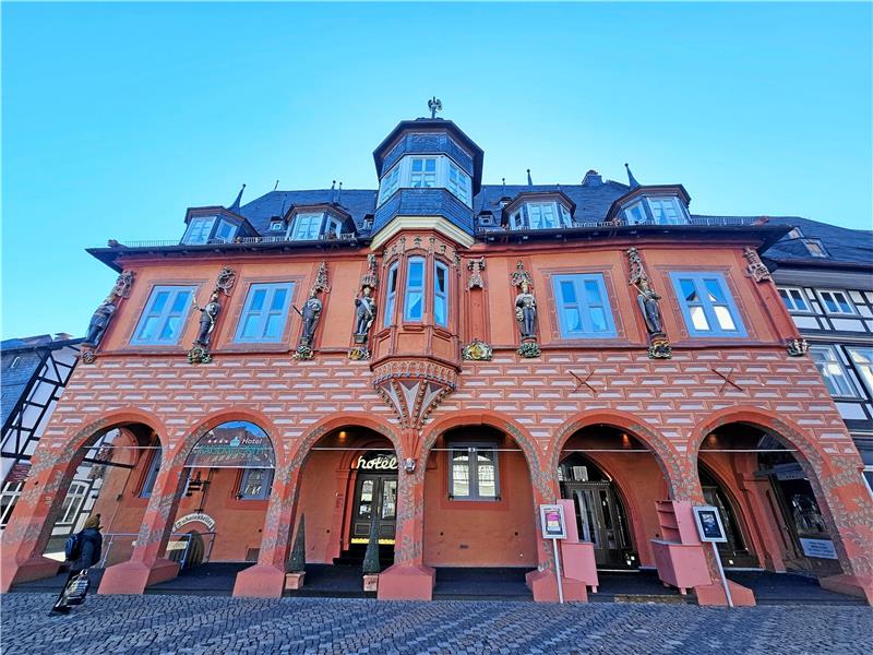 Die Kindertagesstätte Kunterbunt nutzt Flächen im früheren Jägercasino, das längst zum „Kaiserworth“-Ensemble gehört. Dort muss der Mietvertrag neu ausgehandelt werden. Archivfoto: Sowa