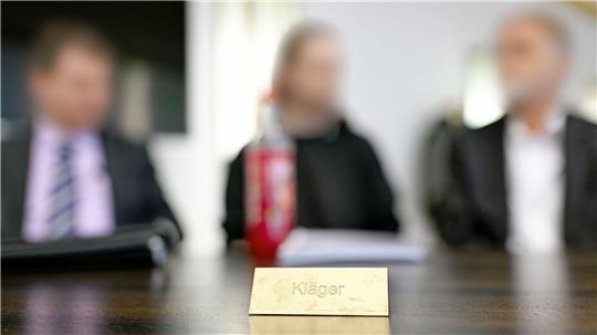 Die Kläger monieren „Einheitsbrei“ in der Berichterstattung.