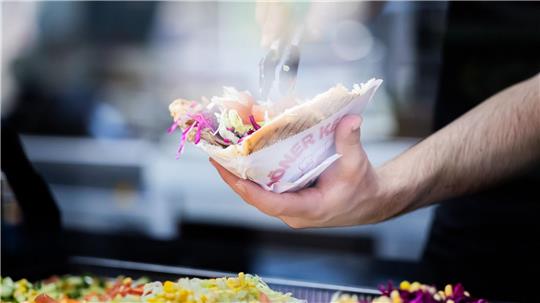 Die Klosterschwestern waren von ihrem Döner begeistert. (Symbolbild)