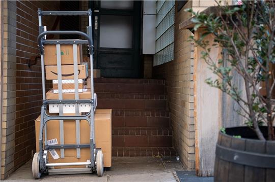 Die Koalition ist sich nicht einig über ein  Verbot von Subunternehmern in der Paketbranche.