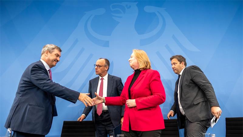 Großer Brocken Steuerreform - darum geht es Die Koalition will kleine und mittlere Einkommen entlasten. (Archivbild)