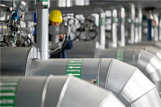 Die Kommunen sollen bis Ende 2026 einen Wärmeplan erstellen, der unter anderem aufzeigt, wo Fernwärme möglich ist. Im Raum Goslar machen der Landkreis und die Städte gemeinsame Sache.  Symbolfoto: Murat/dpa