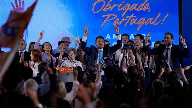 Rechtsruck trübt Konservativen-Sieg in Portugal Die Konservativen gewannen und jubelten, verpassten aber erneut die absolute Mehrheit.