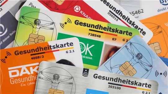Die Krankenkassen müssen in diesen Tagen ihre Zusatzbeiträge für das kommende Jahr festlegen. (Symbolbild)