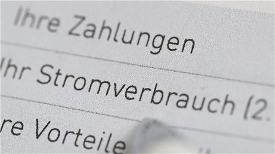 Die Kritik am Beschluss der Bundesregierung, die Stromsteuer nicht für alle Bürger und kleine Firmen zu senken, sorgt für Verärgerung.