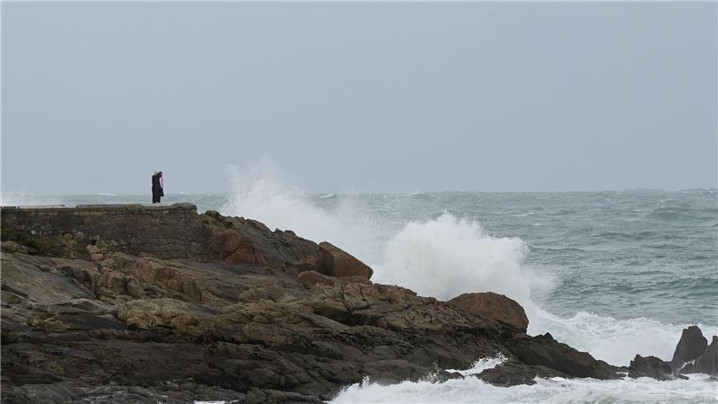 Die Küsten Galicien sind für ihre gerade im Herbst und Winter wilden Stürme bekannt. (Archiv-Bild)