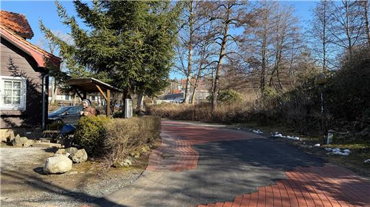 Die Kuhflecken in der Kurpromenade sollen verschwinden, die Stadt will auch diesen Bereich ganz neu pflastern lassen.