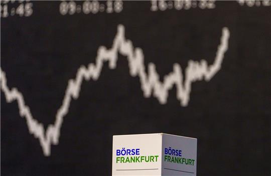 Die Kurve des Deutschen Aktienindex zeigt nach oben.
