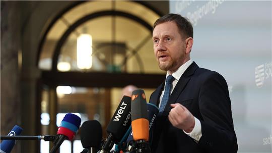 Die Länderchefs erwarten eine Einigung auf das Finanzpaket des Bundes. 