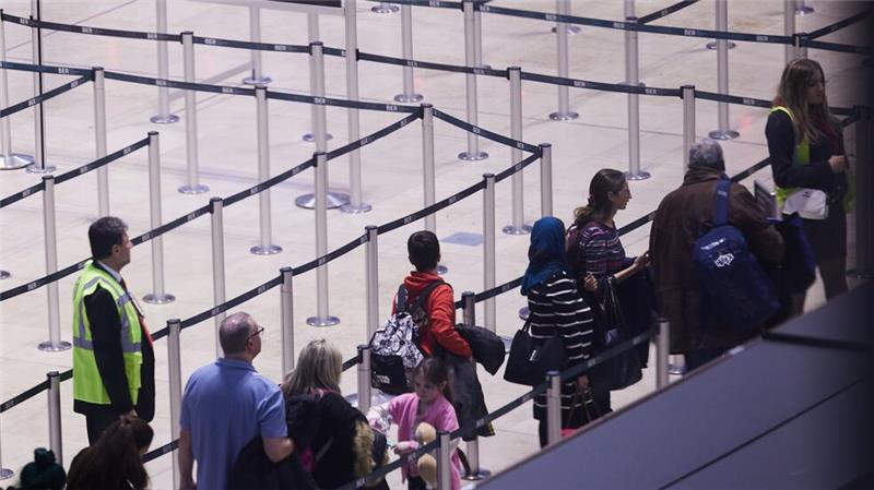 Die Lage an deutschen Flughäfen entspannt sich nach stundenlanger IT-Störung. 