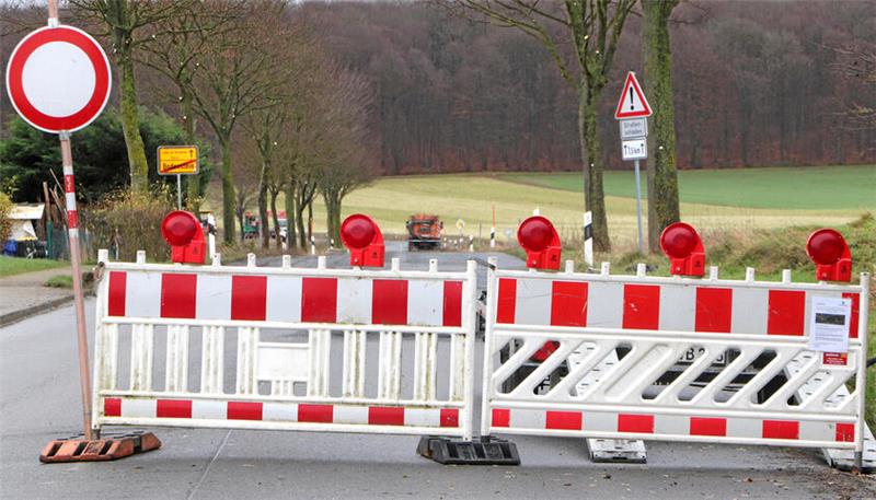 Die Landesstraße 500 zwischen Lutter und Bodenstein ist voraussichtlich noch bis zum 2. Dezember voll gesperrt.