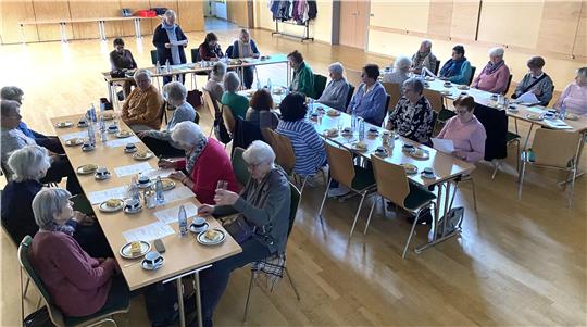 Die Landfrauen des Ortsvereins Bad Harzburg treffen sich im Freizeitzentrum zu ihrer Jahreshauptversammlung.