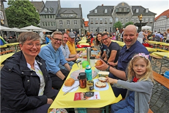 Die Lange Bank - Bilder zum Bürgerfrühstück